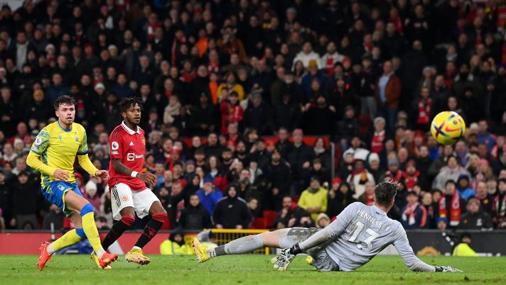 MANCHESTER, ENGLAND - DECEMBER 27: Fred of Manchester United scores their side's third goal past Wayne Hennessey of Nottingham Forest during the Premier League match between Manchester United and Nottingham Forest at Old Trafford on December 27, 2022 in Manchester, England. (Photo by Stu Forster/Getty Images) FRED SEGNA E SALTA LA MEGA SCOMMESSA