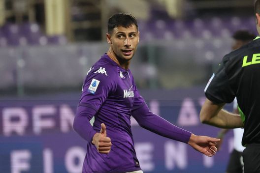 GERMOGLI PH: 7 DICEMBRE 2022 FIRENZE STADIO ARTEMIO FRANCHI AMICHEVOLE FIORENTINA VS ALWAYS READY NELLA FOTO GOL ESULTANZA MANDRAGORA Mandragora si deve adattare: adesso serve qualcosa in più- immagine 2
