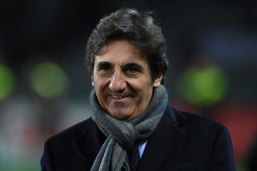 TURIN, ITALY - NOVEMBER 26: FC Torino President Urbano Cairo looks on during the Serie A match between FC Torino and AC ChievoVerona at Stadio Olimpico di Torino on November 26, 2016 in Turin, Italy. (Photo by Valerio Pennicino/Getty Images) TURIN, ITALY - NOVEMBER 26: FC Torino President Urbano Cairo looks on during the Serie A match between FC Torino and AC ChievoVerona at Stadio Olimpico di Torino on November 26, 2016 in Turin, Italy. (Photo by Valerio Pennicino/Getty Images)