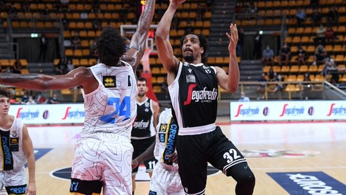 Vince Hunter
Segafredo Virtus Bologna - Vanoli Cremona
Eurosport Supercoppa 2020 - Fase a Gironi
Legabasket 2020/2021
Bologna, 09/09/2020
Foto M.Ceretti / Ciamillo-Castoria 