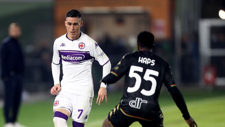 VENICE, ITALY - OCTOBER 18: Josè Maria Callejon of Fiorentina during the Serie A match between Venezia FC and ACF Fiorentina at Stadio Pier Luigi Penzo on October 18, 2021 in Venice, Italy. (Photo by Maurizio Lagana/Getty Images) VENICE, ITALY - OCTOBER 18: Josè Maria Callejon of Fiorentina during the Serie A match between Venezia FC and ACF Fiorentina at Stadio Pier Luigi Penzo on October 18, 2021 in Venice, Italy. (Photo by Maurizio Lagana/Getty Images)