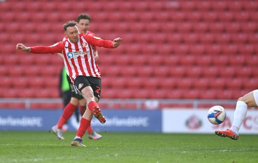 (Photo by Stu Forster/Getty Images) Lancio di oggetti dagli spalti: il Sunderland vieta le monete dentro lo stadio- immagine 2
