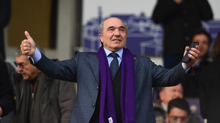 FLORENCE, ITALY - JANUARY 15: President ACF Fiorentina Rocco Commisso reacts during Serie A match between ACF Fiorentina and Atalanta at Stadio Artemio Franchi on January 15, 2020 in Florence, Italy. (Photo by Claudio Villa/Getty Images) FLORENCE, ITALY - JANUARY 15: President ACF Fiorentina Rocco Commisso reacts during Serie A match between ACF Fiorentina and Atalanta at Stadio Artemio Franchi on January 15, 2020 in Florence, Italy. (Photo by Claudio Villa/Getty Images)