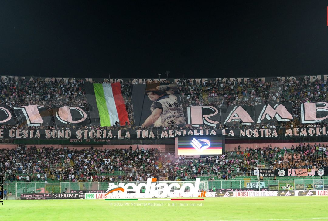 FOTO Palermo-Genoa 1-0: la gallery del big match della 5ª giornata di Serie B 2022-23 - immagine 56