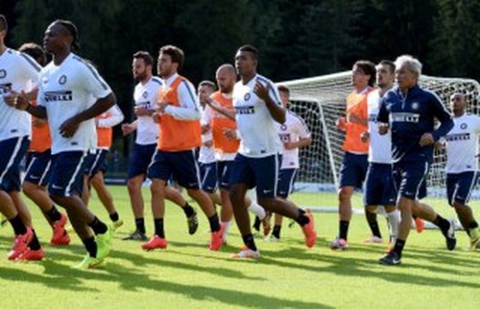 I giocatori dell'Inter in allenamento - fonte www.calciomercato-inter.it I giocatori dell'Inter in allenamento - fonte www.calciomercato-inter.it