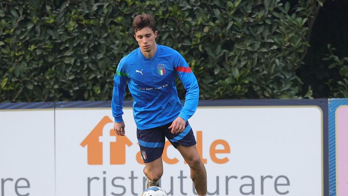FLORENCE, ITALY - DECEMBER 20: Riccardo Calafiori of Italy during Italy training camp at Centro Tecnico Federale di Coverciano on December 20, 2022 in Florence, Italy. (Photo by Gabriele Maltinti/Getty Images) Mercato – Salgono le quotazioni di Calafiori - immagine 1