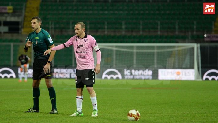 Palermo, l’ex Malaury Martin si ritira: “Dal Monaco al Barbera, ho dato tutto”  Palermo, l’ex Malaury Martin si ritira: “Dal Monaco al Barbera, ho dato tutto” - immagine 1