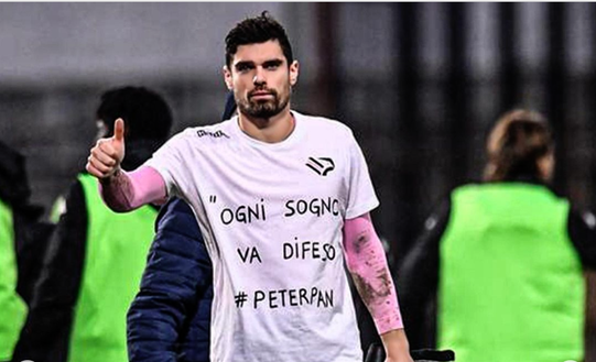 Pelagotti dedica asilo Peter Pan Pelagotti dedica asilo Peter Pan