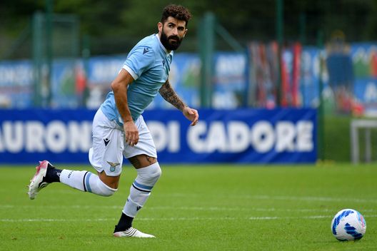AURONZO DI CADORE, ITALY - JULY 17: Elseid Hysaj of SS Lazio in action during the friendly match SS Lazio v Top 11 Cadore on July 17, 2021 in Auronzo di Cadore, Italy. (Photo by Marco Rosi - SS Lazio/Getty Images) AURONZO DI CADORE, ITALY - JULY 17: Elseid Hysaj of SS Lazio in action during the friendly match SS Lazio v Top 11 Cadore on July 17, 2021 in Auronzo di Cadore, Italy. (Photo by Marco Rosi - SS Lazio/Getty Images)