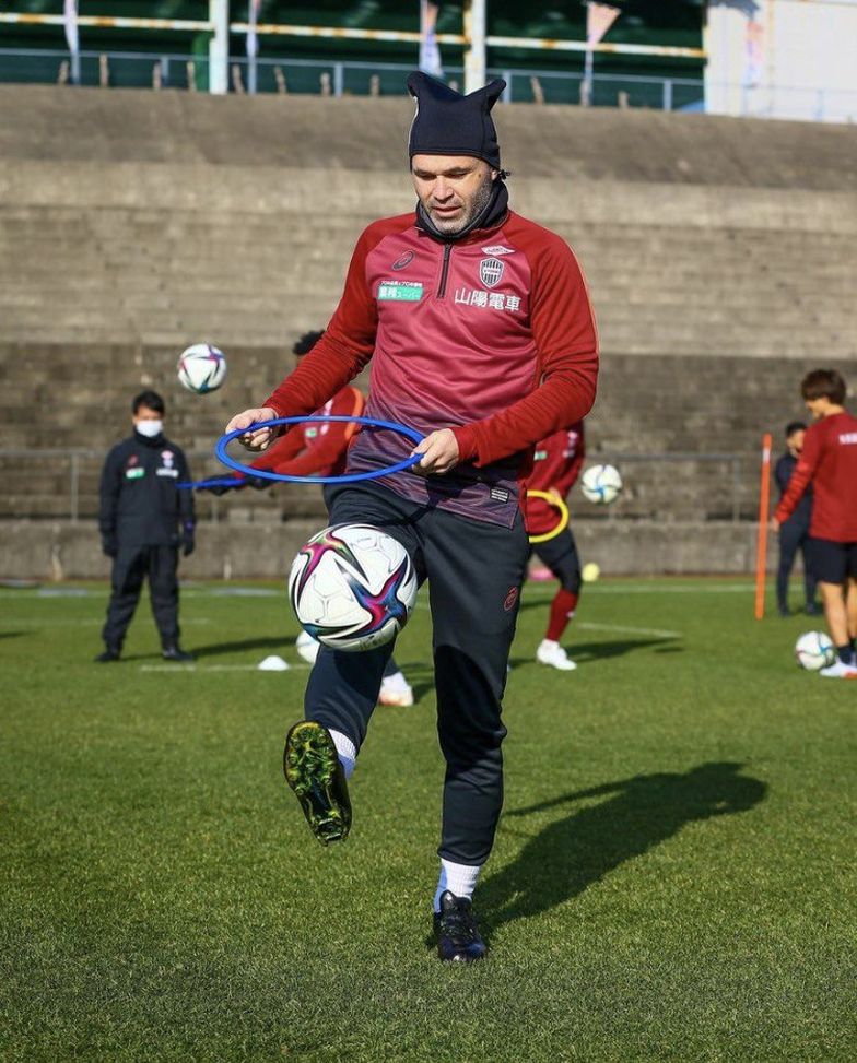 Studi e progetti imprenditoriali: Andres Iniesta “sbarca” su LinkedIn- immagine 3