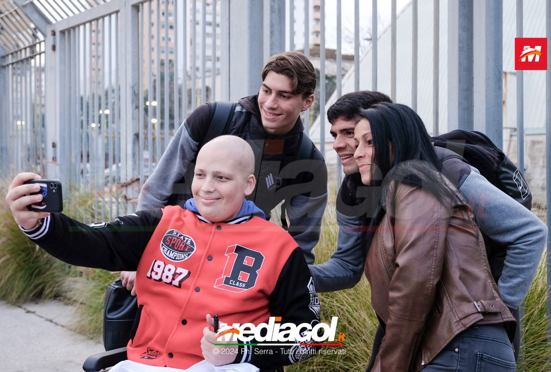 FOTO PALERMO: il Palermo si raduna al parcheggio dell’Ippodromo (GALLERY) - immagine 22