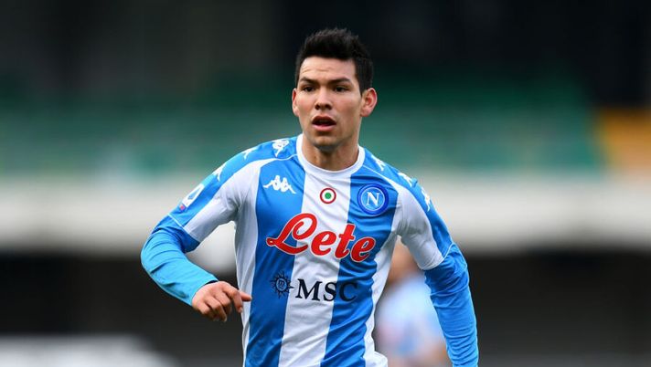 VERONA, ITALY - JANUARY 24: Hirving Lozano of SSC Napoli in running action during the Serie A match between Hellas Verona FC and SSC Napoli at Stadio Marcantonio Bentegodi on January 24, 2021 in Verona, Italy. Sporting stadiums around Italy remain under strict restrictions due to the Coronavirus Pandemic as Government social distancing laws prohibit fans inside venues resulting in games being played behind closed doors. (Photo by Alessandro Sabattini/Getty Images) I voti ufficiali al fantacalcio: le scelte per Elmas, Lovato e Pjaca! Lozano come Dimarco - immagine 1