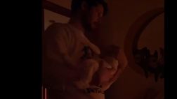VIDEO / Matteo Giunta fa la nanna alla piccola Matilde: mamma Federica li riprende