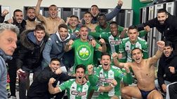 Gioia senza freni e senza fine: derby vinto, inno del Panathinaikos negli spogliatoi