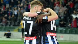 L’agente di Widmer: “Ama giocare all’Udinese. Andrebbe via solo per un top club”