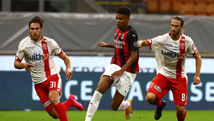 Calciomercato Monza, beffato il Napoli di ADL: Luka Stankovski sempre più vicino al club di Berlusconi Calciomercato Monza, beffato il Napoli di ADL: Luka Stankovski sempre più vicino al club di Berlusconi