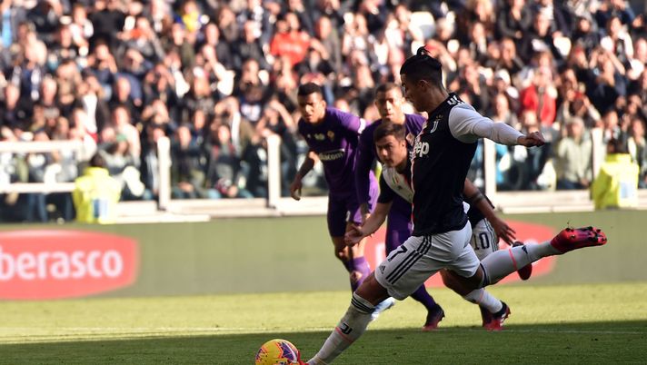 TURIN, ITALY - FEBRUARY 02: Cristiano Ronaldo of Juventus scores his second penalty during the Serie A match between Juventus and ACF Fiorentina at Allianz Stadium on February 02, 2020 in Turin, Italy. (Photo by Tullio M. Puglia/Getty Images) TURIN, ITALY - FEBRUARY 02: Cristiano Ronaldo of Juventus scores his second penalty during the Serie A match between Juventus and ACF Fiorentina at Allianz Stadium on February 02, 2020 in Turin, Italy. (Photo by Tullio M. Puglia/Getty Images)