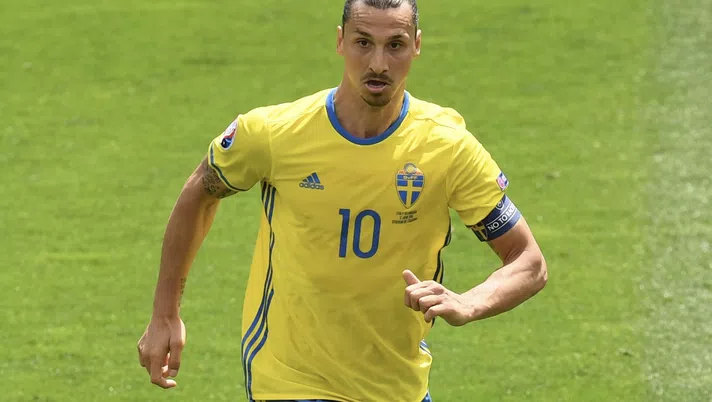 Zlatan Ibrahimovic (attaccante AC Milan) qui con la maglia della Svezia ad Euro 2016 | AC Milan News (Getty Images)