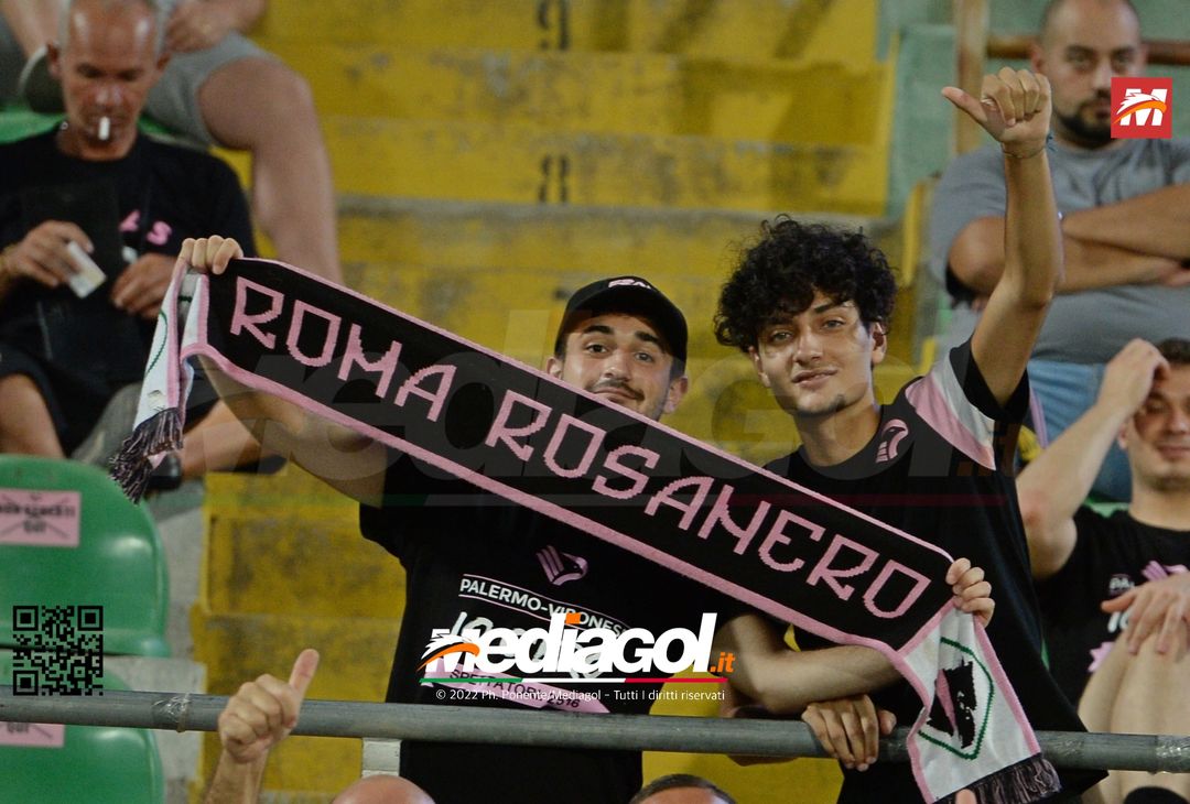 FOTOTIFO, Palermo-Reggiana 3-2 i tifosi allo stadio (gallery) - immagine 34