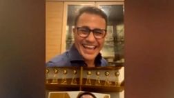 VIDEO / Balotelli a Totti: “Inter-Roma, mi fa ancora male la gamba”. L’ex capitano ironizza così