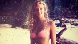 Alessia Marcuzzi, giornata amarcord tra gli scatoloni: foto mozzafiato di lei a 16 anni