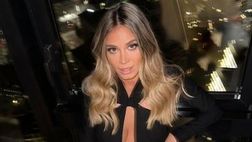 Diletta Leotta al party di Natale di DAZN con Karius e scollatura hot