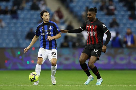 (Photo by Yasser Bakhsh/Getty Images) Amadeus e Darmian, la cravatta di Sanremo e il derby: la stessa quota…- immagine 2