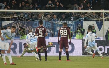  FERRARA, ITALY - DECEMBER 23: Mirco Antenuci of Spal scores a goal from the penalty spot during the serie A match betweenSpal and Torino FC at Stadio Paolo Mazza on December 23, 2017 in Ferrara, Italy. (Photo by Mario Carlini / Iguana Press/Getty Images)