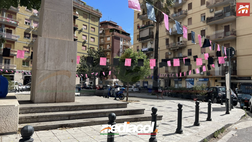 Palermo, entusiasmo rosanero in città: bandierine e vessilli appesi per le strade