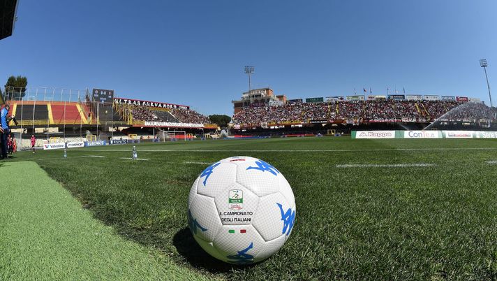 FOGGIA, ITALY - APRIL 21: General view of Stadio Pino Zaccheria the serie B match between Foggia Calcio and Bari FC at Stadio Pino Zaccheria on April 21, 2018 in Foggia, Italy. (Photo by Giuseppe Bellini/Getty Images) FOGGIA, ITALY - APRIL 21: General view of Stadio Pino Zaccheria the serie B match between Foggia Calcio and Bari FC at Stadio Pino Zaccheria on April 21, 2018 in Foggia, Italy. (Photo by Giuseppe Bellini/Getty Images)