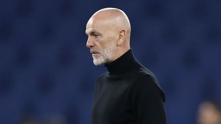 Stefano Pioli (allenatore AC Milan), qui durante Lazio-Milan 4-0 (Serie A 2022-2023) | News (Getty Images) Stefano Pioli AC Milan Lazio-Milan 4-0 Serie A 2022-2023