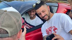 VIDEO FCIN1908/ Inter, un tifoso a Calhanoglu: “Bello segnare sotto la Sud?”