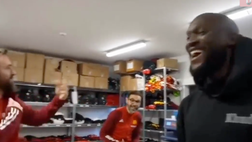 VIDEO / Roma, De Rossi a Lukaku: “Sei sempre stato così grosso?”