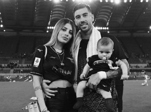 L’inaspettata dedica di Zaccagni alla sua Chiara: “Non sono tipo che esterna in pubblico ma…” L’inaspettata dedica di Zaccagni alla sua Chiara: “Non sono tipo che esterna in pubblico ma…” - immagine 1