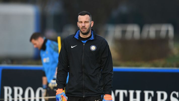 SOCIAL / Handanovic si scioglie davanti al figlio in maschera: &#8220;Qualcuno vuole combattere&#8221; 