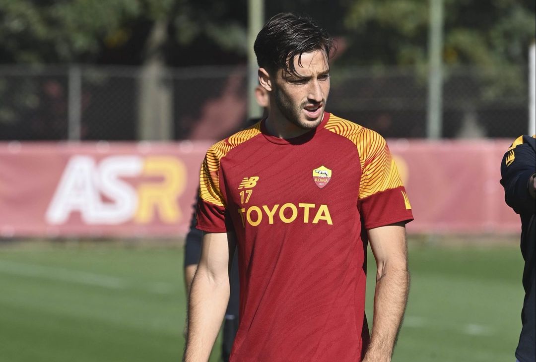 Trigoria, Karsdorp e Zaniolo ancora in gruppo. Kumbulla a parte – FOTO GALLERY - immagine 17