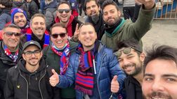 Tutti contro la balaustra, poi contro il cellulare: Catania, il gol nel derby vissuto in Curva!!!