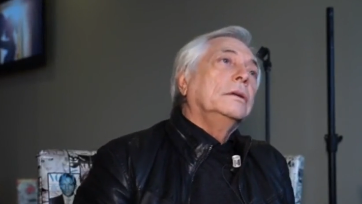 Nino D’Angelo: “Napoli mai così forte, mi toglie le parole. Scaramanzia? Sono messo male…” Nino D’Angelo: “Napoli mai così forte, mi toglie le parole. Scaramanzia? Sono messo male…” - immagine 1