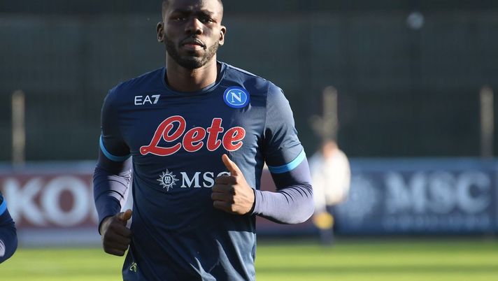Verso Napoli-Inter, Koulibaly svolge tutta la seduta col gruppo! Tuanzebe lavora in palestra Verso Napoli-Inter, Koulibaly svolge tutta la seduta col gruppo! Tuanzebe lavora in palestra - immagine 1