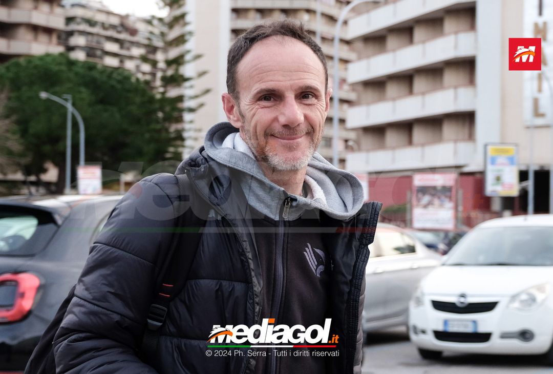 FOTO PALERMO: il Palermo si raduna al parcheggio dell’Ippodromo (GALLERY) - immagine 12