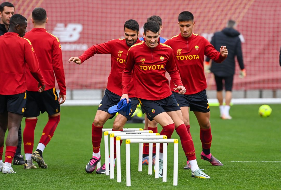 Roma, l’allenamento dopo la vittoria con la Real Sociedad: c’è Pisilli – FOTO GALLERY - immagine 11