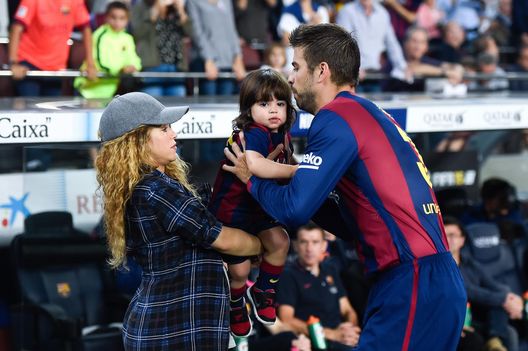 Piqué fa infuriare Shakira, è scontro per il figlio Milan: la cantante non ha gradito… Piqué fa infuriare Shakira, è scontro per il figlio Milan: la cantante non ha gradito… - immagine 1