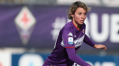 FLORENCE, ITALY - JANUARY 16: Valentina Giacinti of ACF Fiorentina in action during the Women Serie A match between ACF Fiorentina and US Sassuolo e at Stadio Comunale Gino Bozzi on January 16, 2022 in Florence, Italy. (Photo by Gabriele Maltinti/Getty Images) FLORENCE, ITALY - JANUARY 16: Valentina Giacinti of ACF Fiorentina in action during the Women Serie A match between ACF Fiorentina and US Sassuolo e at Stadio Comunale Gino Bozzi on January 16, 2022 in Florence, Italy. (Photo by Gabriele Maltinti/Getty Images)