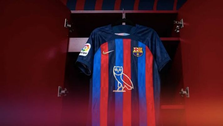 Il Barcellona fa…il gufo a Madrid: maglia speciale per il Clasico MAGLIA PARTICOLARE BLAUGRANA
