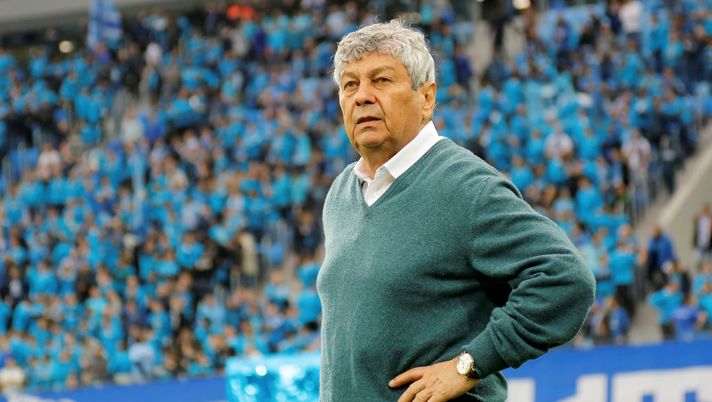 SAINT PETERSBURG, RUSSIA - APRIL 22: FC Zenit St. Petersburg head coach Mircea Lucescu looks on during the Russian Football League match between FC Zenit St. Petersburg and FC Ural Ekaterinburg at St. Petersurg stadium on April 22, 2017 in St. Peterburg, Russia. (Photo by Epsilon/Getty Images) SAINT PETERSBURG, RUSSIA - APRIL 22: FC Zenit St. Petersburg head coach Mircea Lucescu looks on during the Russian Football League match between FC Zenit St. Petersburg and FC Ural Ekaterinburg at St. Petersurg stadium on April 22, 2017 in St. Peterburg, Russia. (Photo by Epsilon/Getty Images)