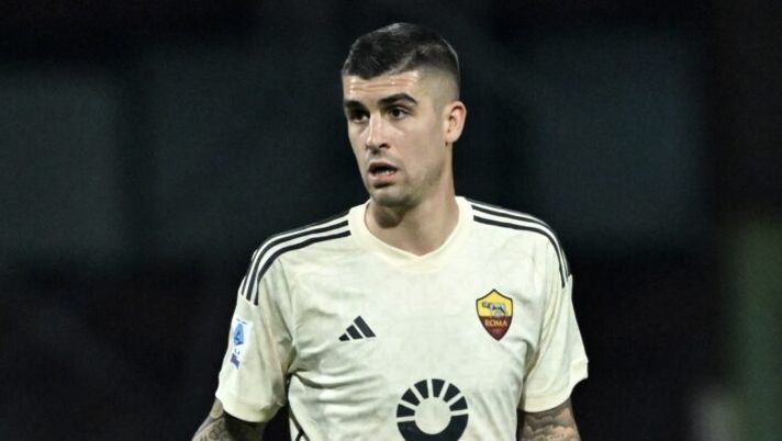 Mancini: “Chiedo scusa, ho preso la prima bandiera che c’era. La goliardia ci sta” - immagine 1