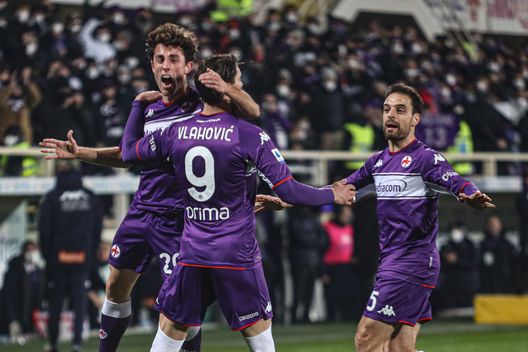 GERMOGLI PH: 17 GENNAIO 2022 FIRENZE STADIO ARTEMIO FRANCHI CAMPIONATO SERIE A TIM 2021/2022 FIORENTINA VS GENOA NELLA GOL ESULTANZA ODRIORZOLA Zara: “Chi compra Vlahovic fa il colpo del decennio, la Juventus…”- immagine 2