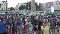 VIDEO Italia-Spagna, maxischermo a Roma: live da Piazza del Popolo