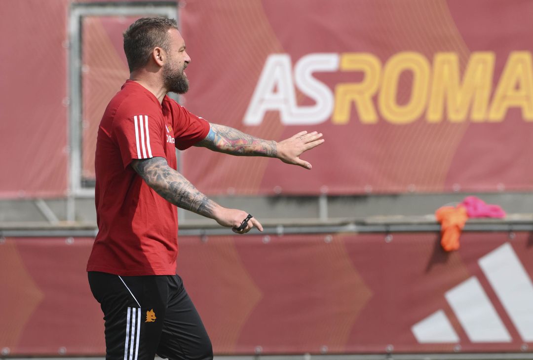Roma, l’allenamento a due giorni dal Milan – FOTOGALLERY - immagine 23
