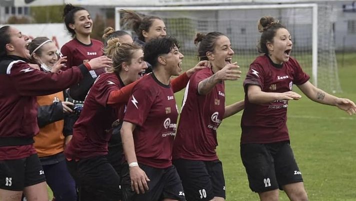 Calcio Femminile, un’altra squadra campana promossa in Serie A: fa festa il Pomigliano 